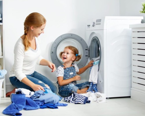 Cat de des trebuie spalate hainele de uz casnic?